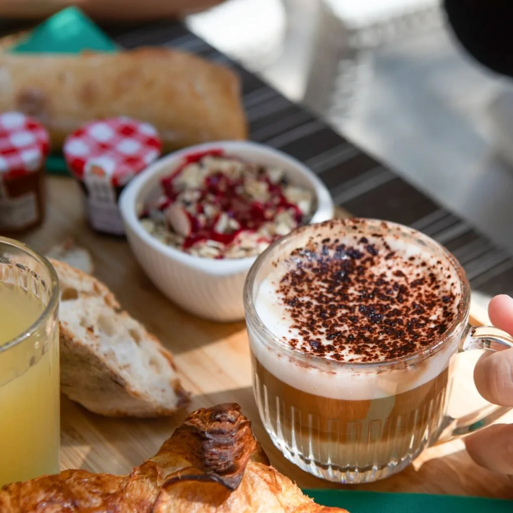 Petit dej au resto à uzès La Filles des Vignes